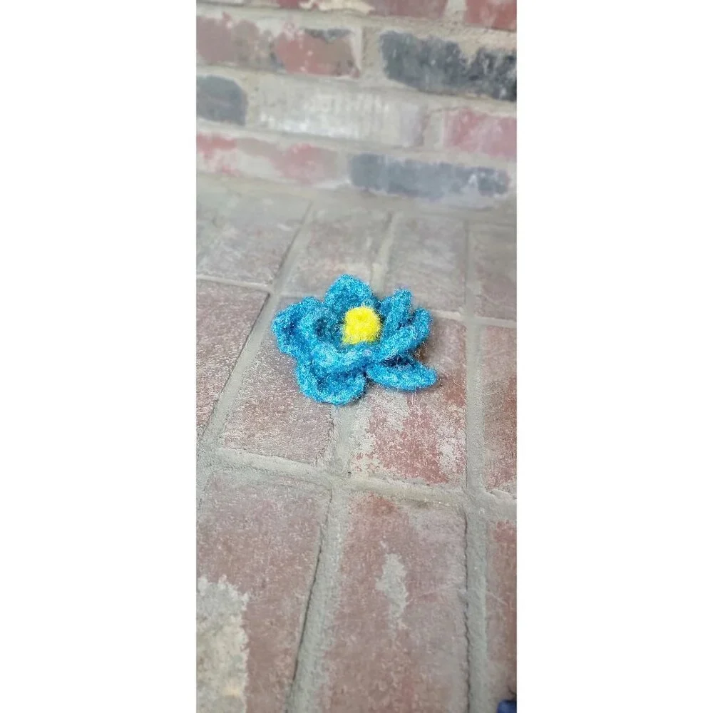 Aqua and yellow flower scrubby